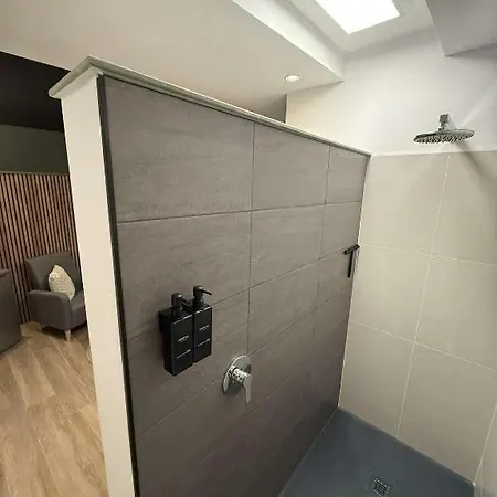 Oda ve Kahvaltı Au Bat Zen